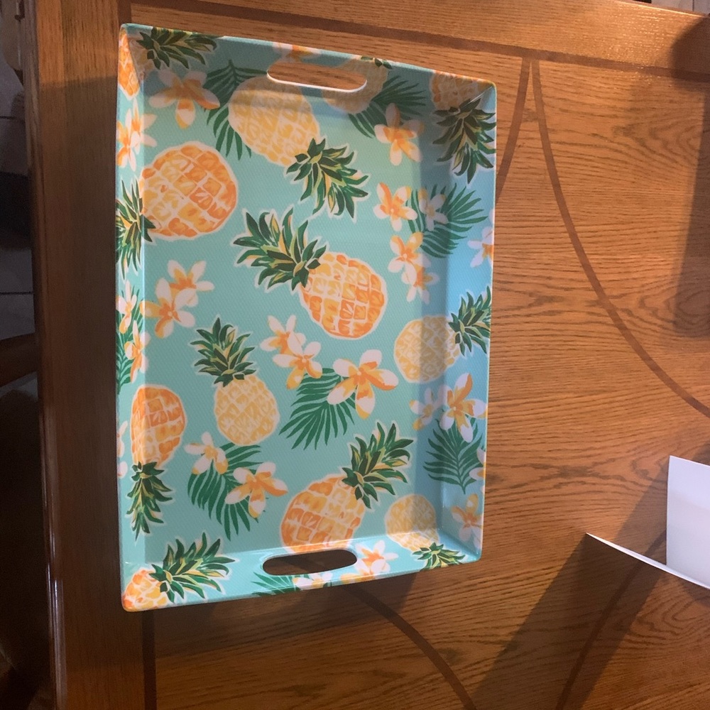 Serving tray